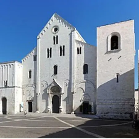 Newhouse * Bari